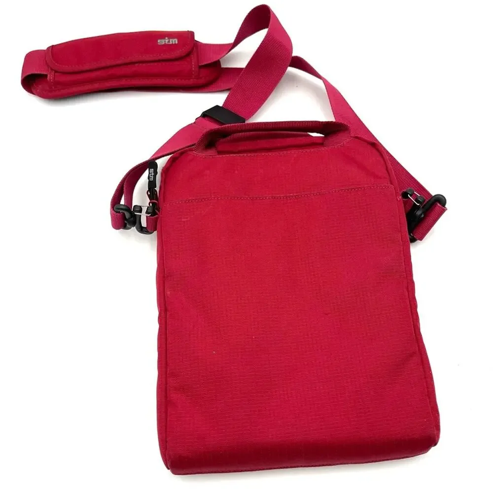 STM AUSTRALIA Laptop/IPad Travel Shoulder Bag padded interior red wine color MED